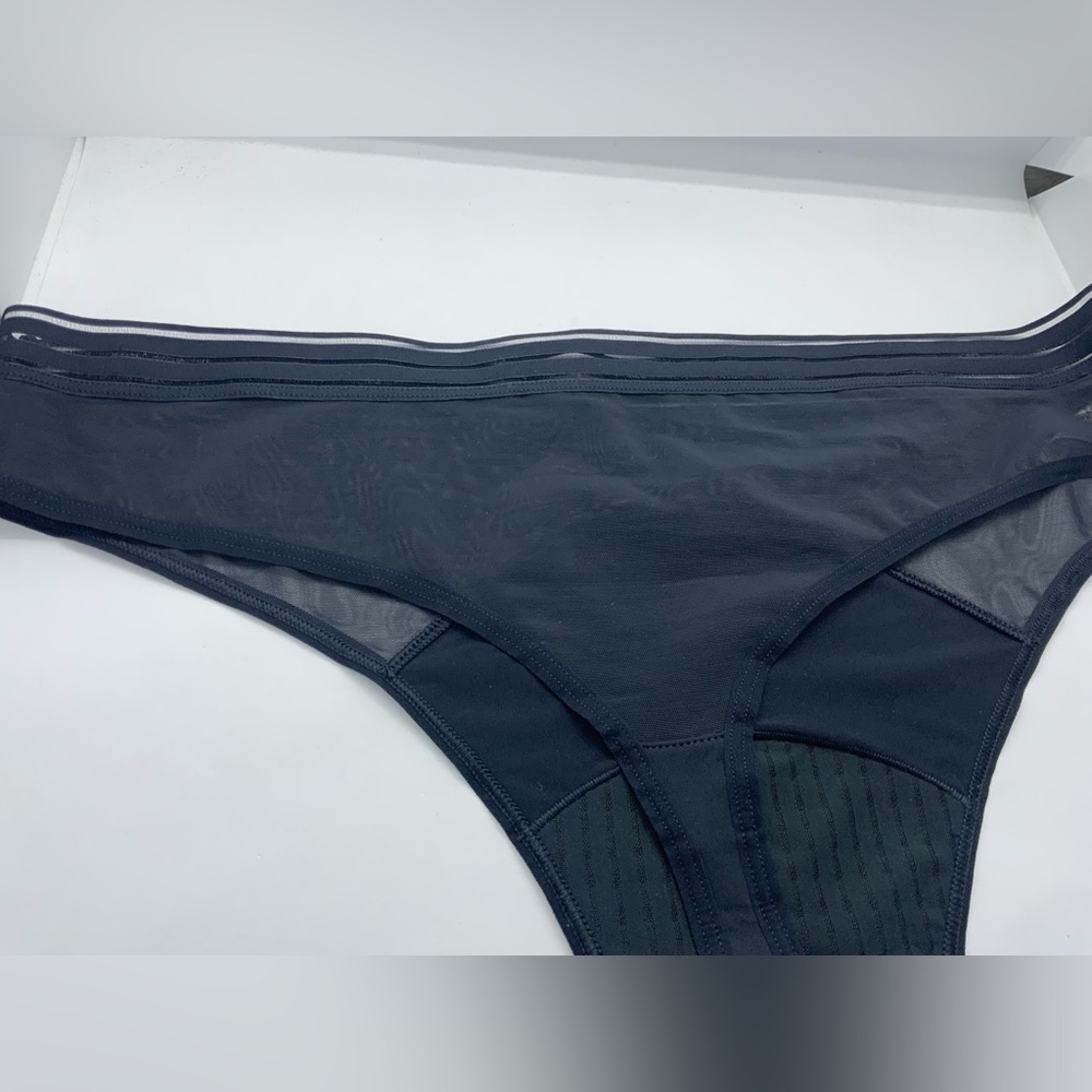 Saalt Period & Leakproof Light Absorbency Mesh Thong - Picture 5 of 12